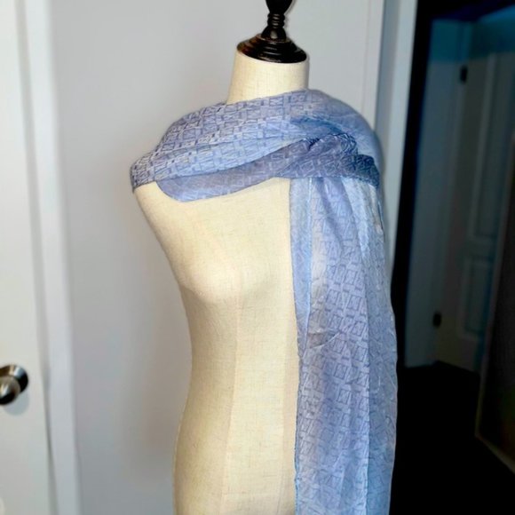 Escada silk scarf - Picture 1 of 4